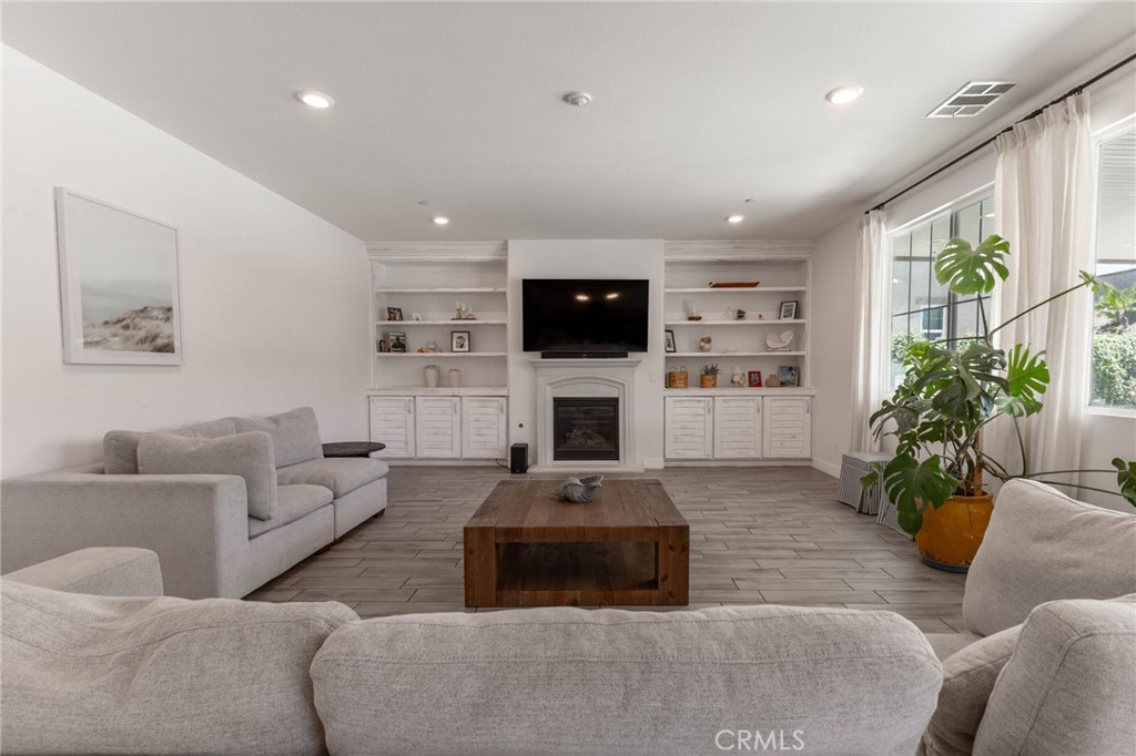 23491 Crystal Way Property Photo 10