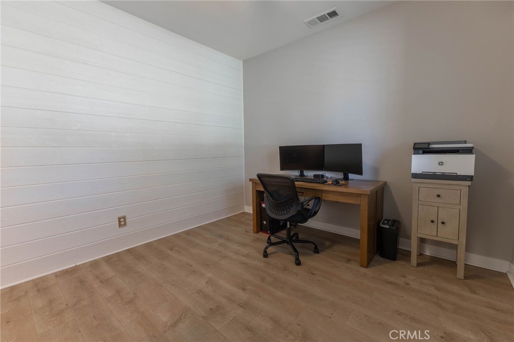 23491 Crystal Way Property Photo 30