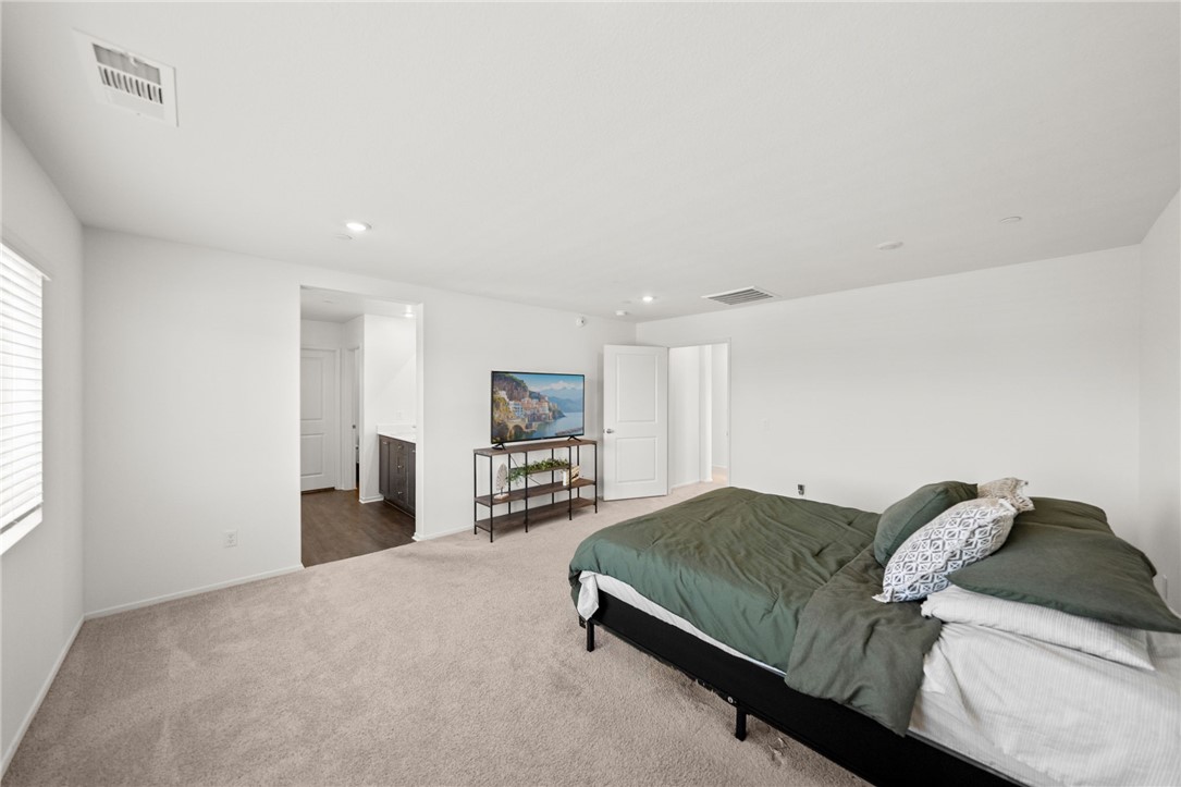 1385 Caprice Court Property Photo 18
