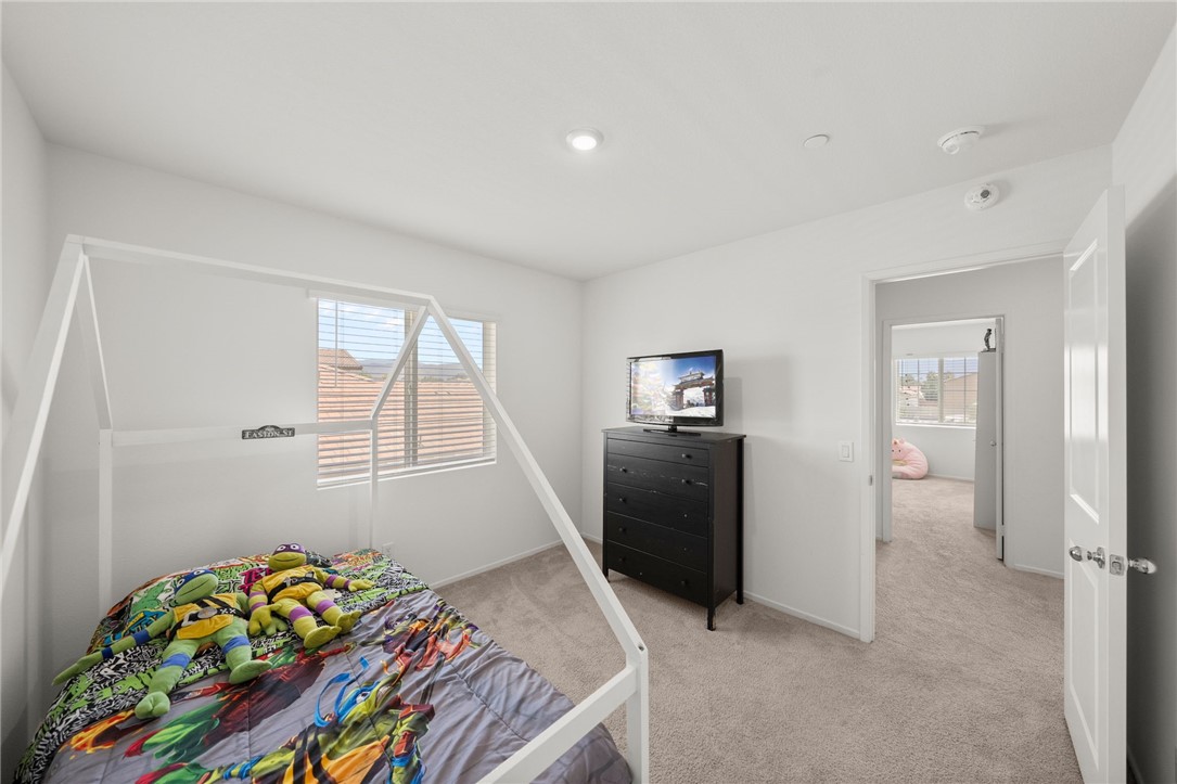 1385 Caprice Court Property Photo 23