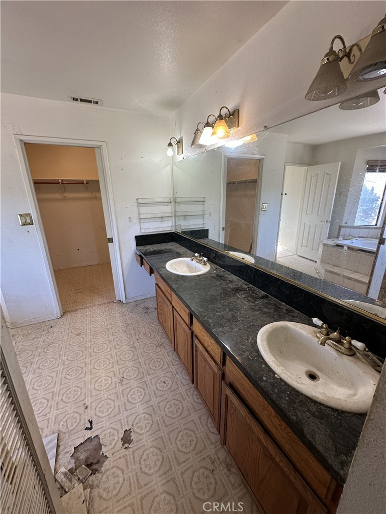 26985 Emerett Lane Property Photo 27