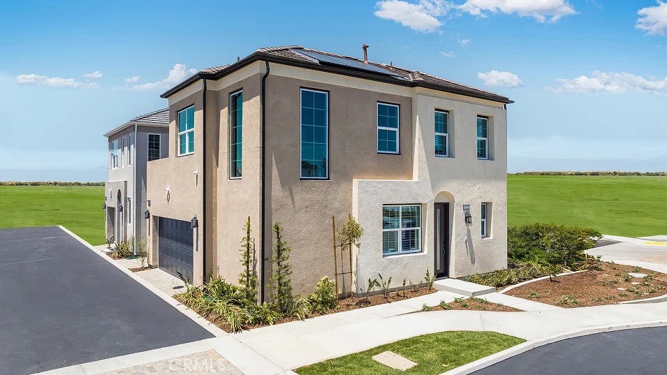 2678 E Lincoln Paseo Property Photo 16