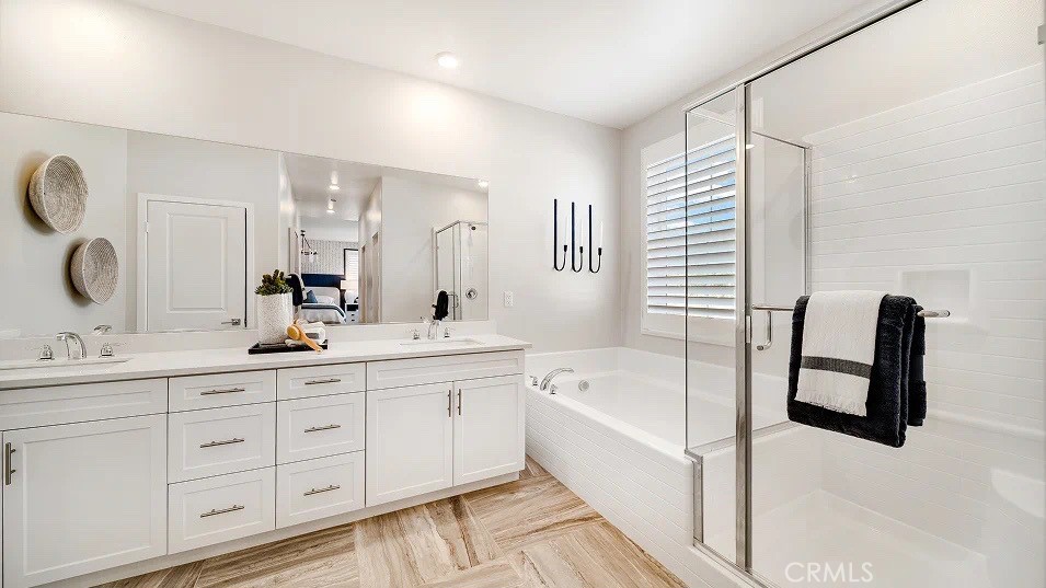 3256 Floral Paseo Property Photo 18