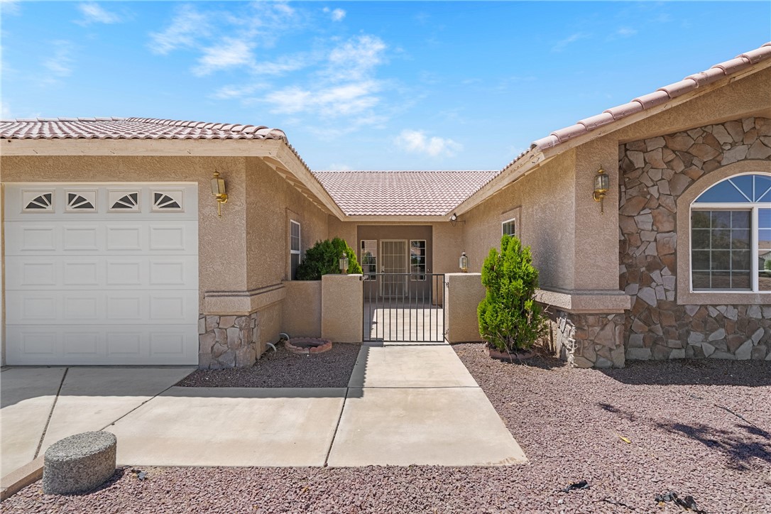 12922 Lompoc Property Photo 4