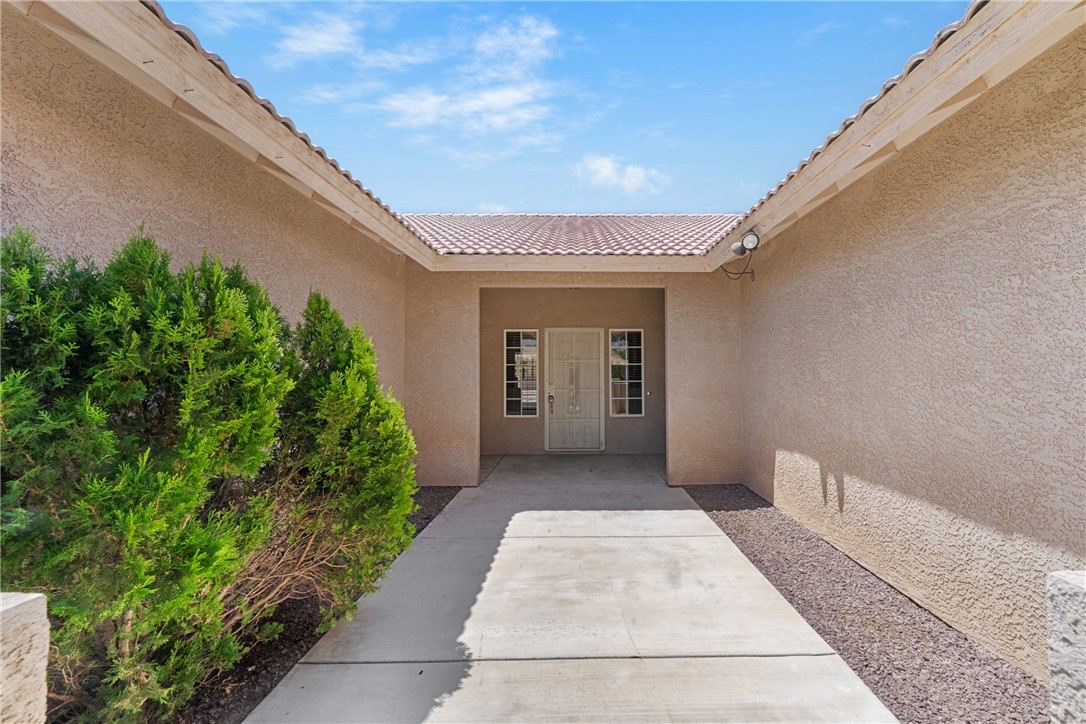 12922 Lompoc Property Photo 5