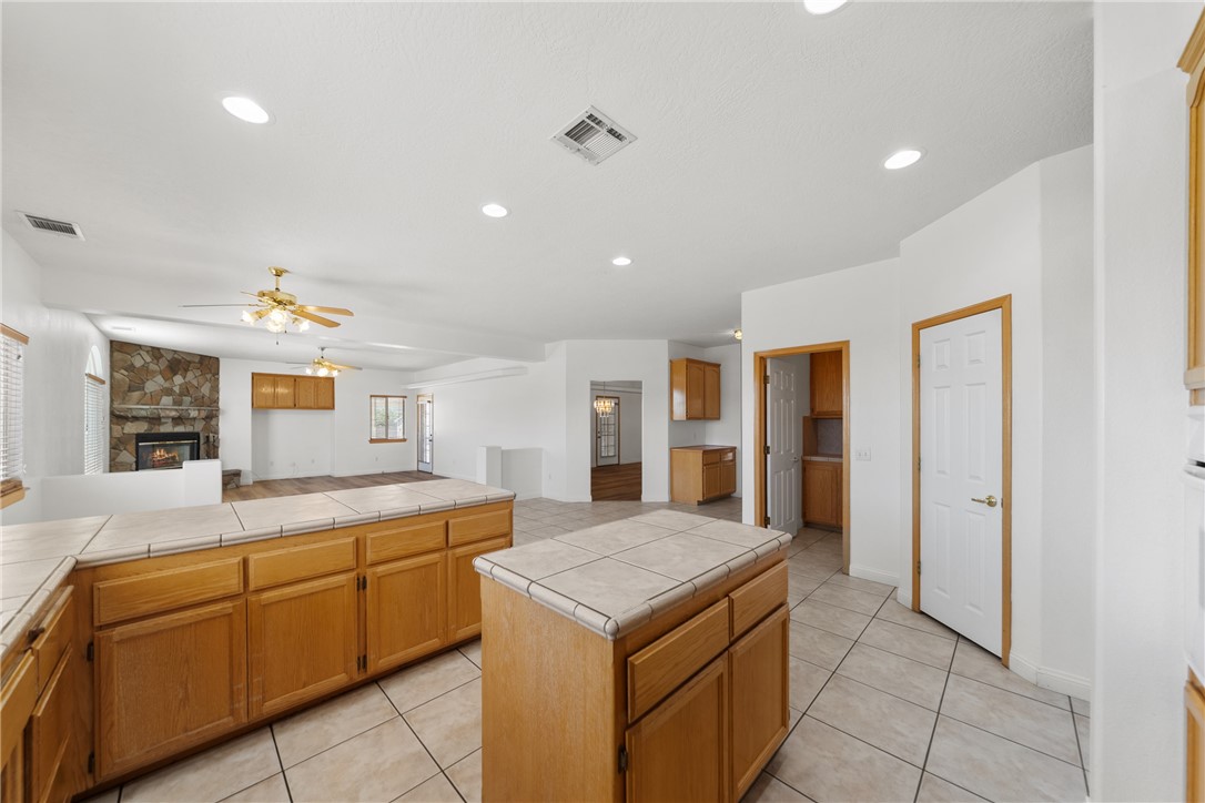12922 Lompoc Property Photo 9