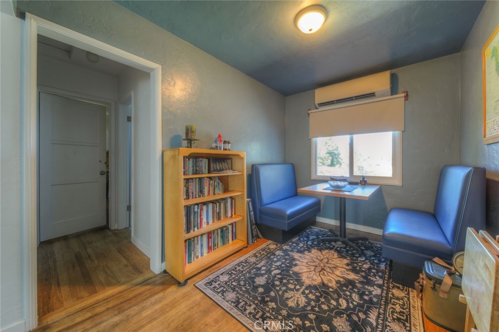 4325 Athens Property Photo 16