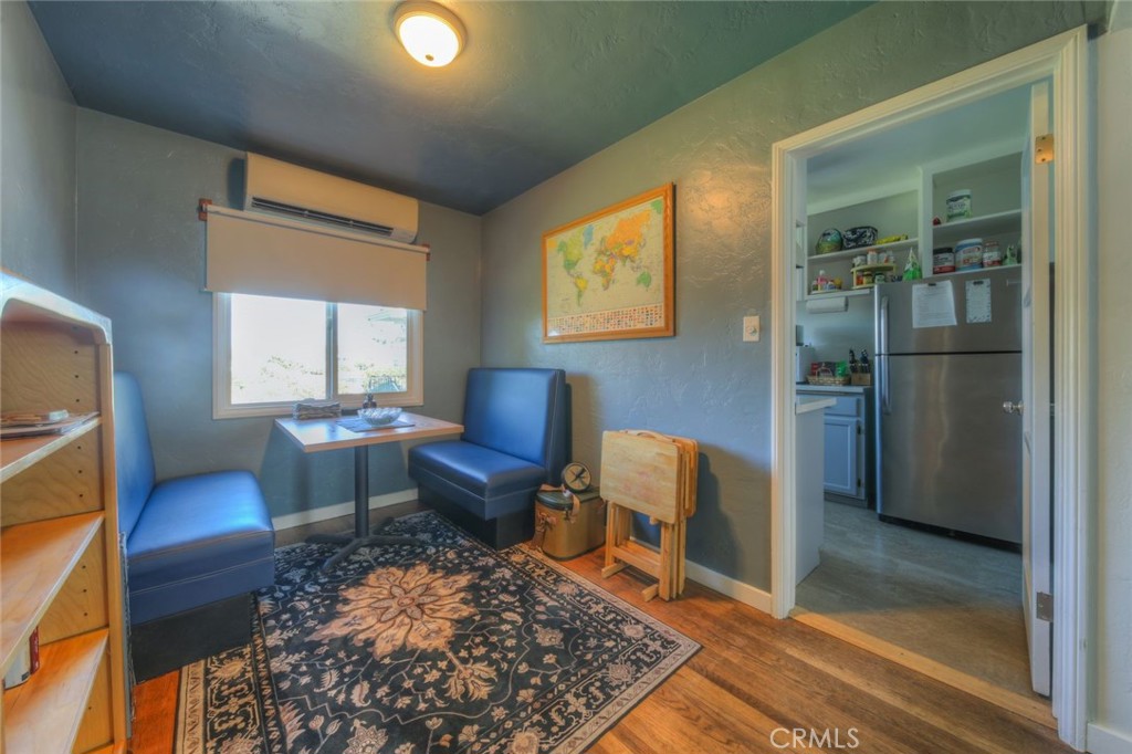 4325 Athens Property Photo 17