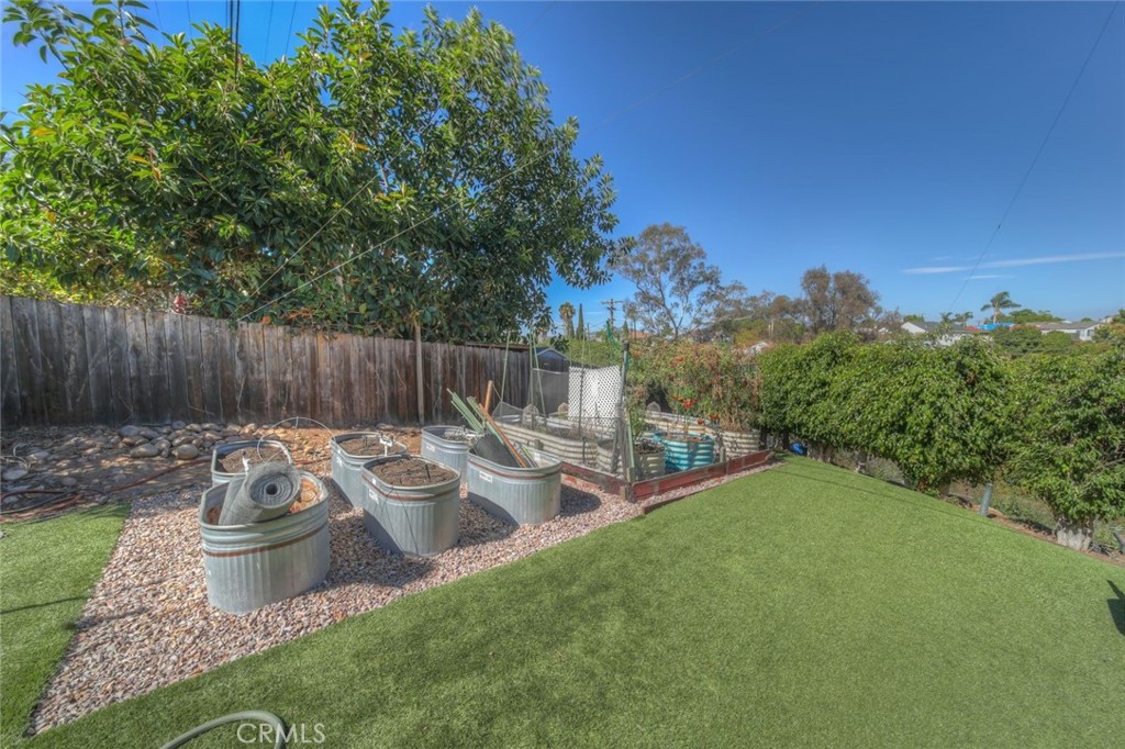 4325 Athens Property Photo 40