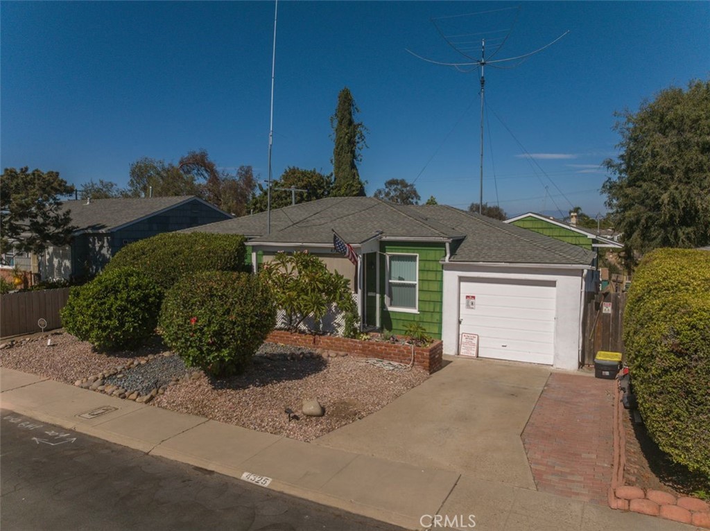 4325 Athens Property Photo 47