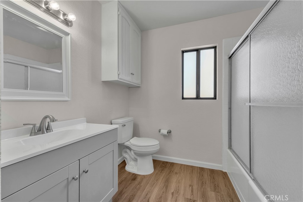 42865 Normandy Property Photo 8