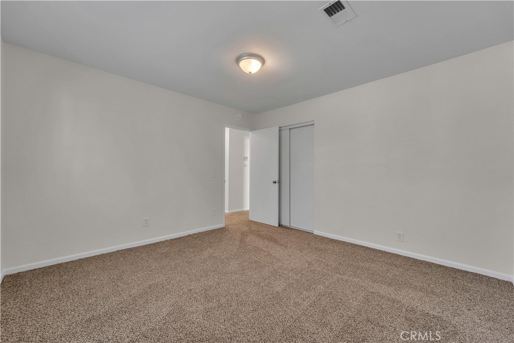 42865 Normandy Property Photo 10