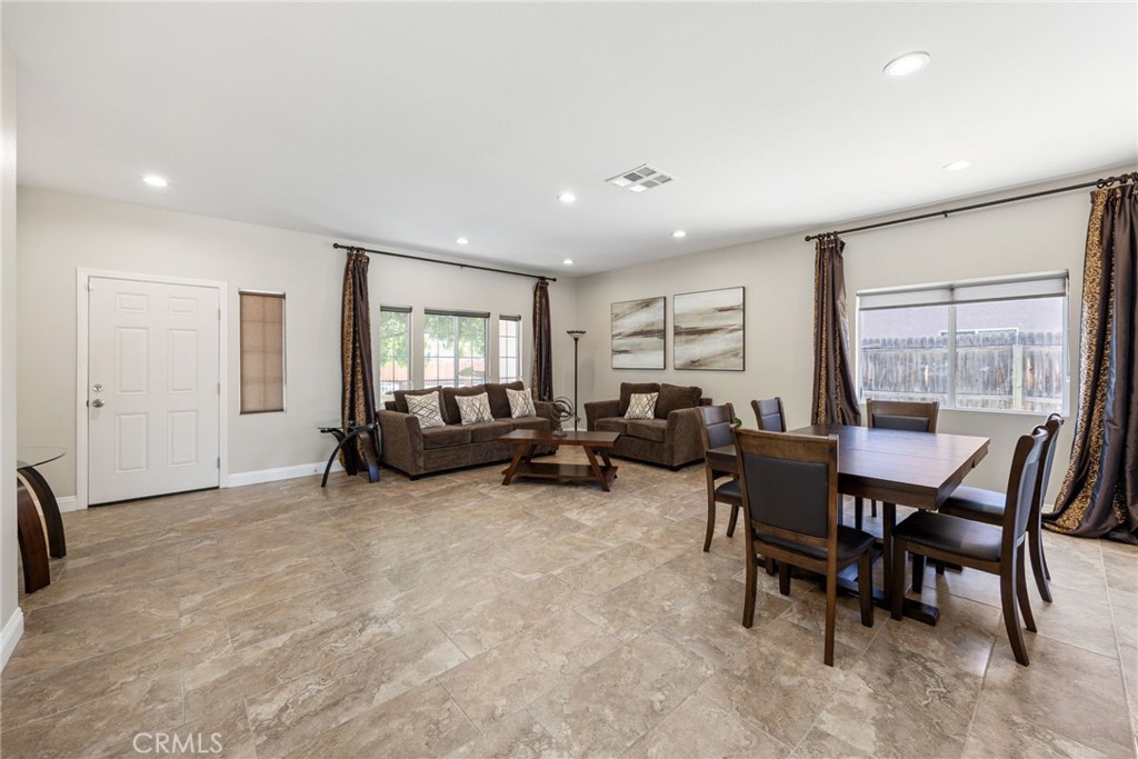 1325 Shenandoah Property Photo 6