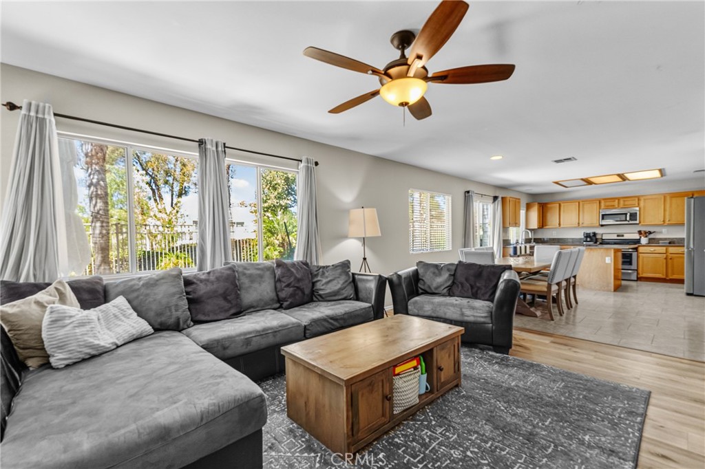 32166 Via Arias Property Photo 5