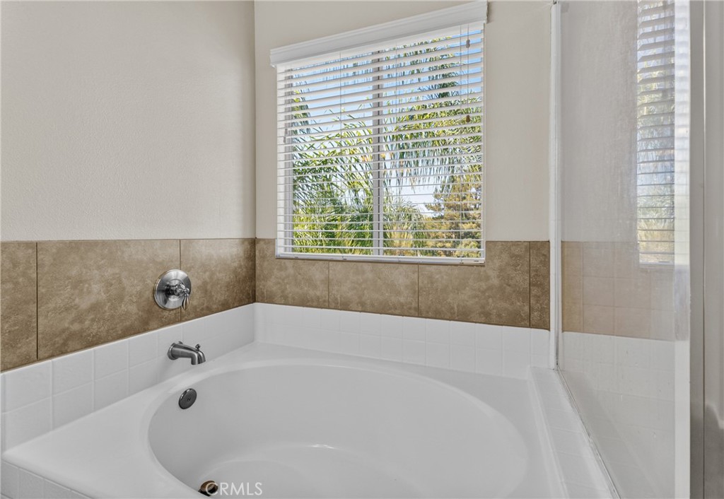 32166 Via Arias Property Photo 25