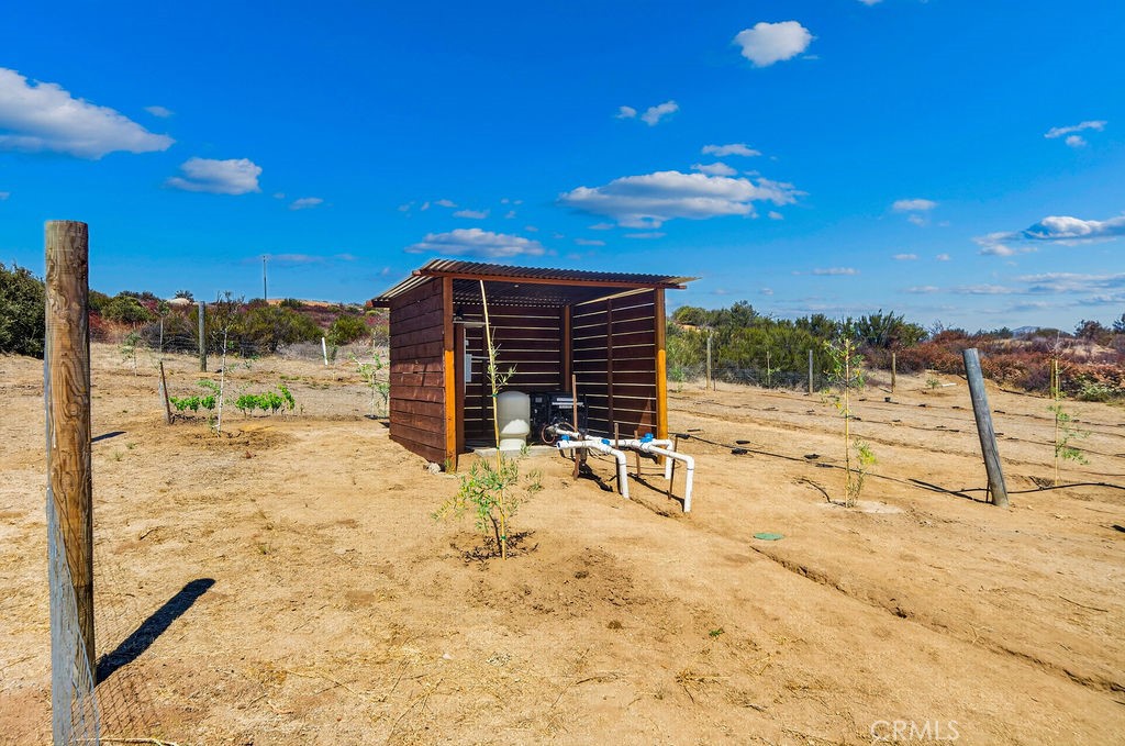 40200 E Benton Road Property Photo 14