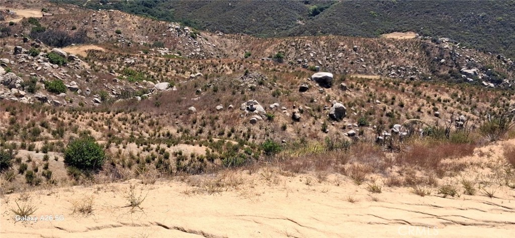 32 W Decker Canyon Road Property Photo 2