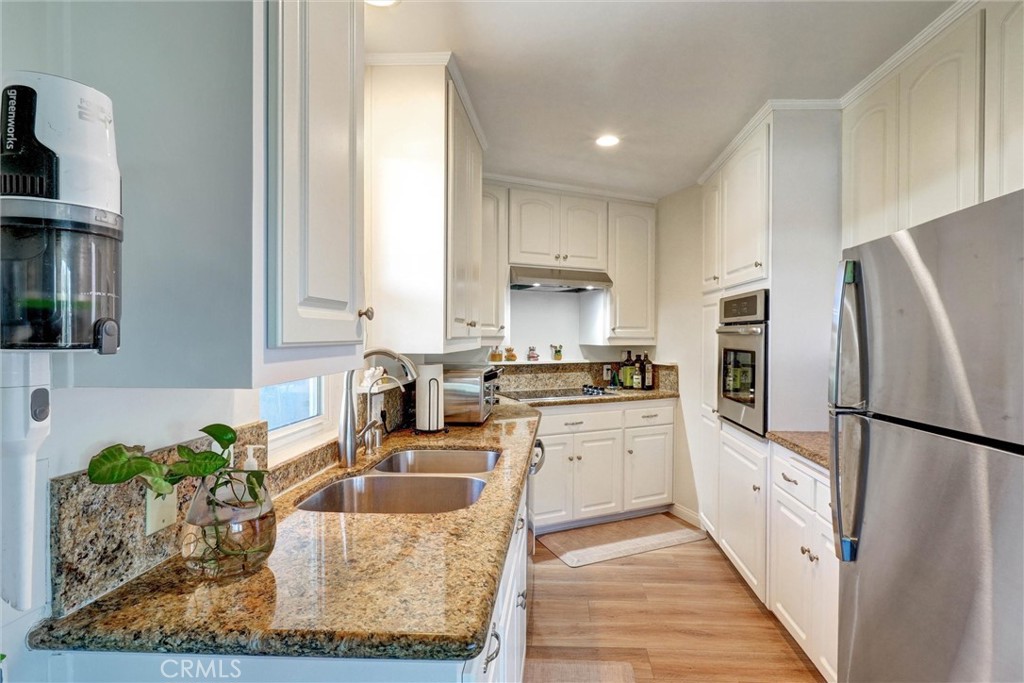 31561 Table Rock 418 Property Photo 2