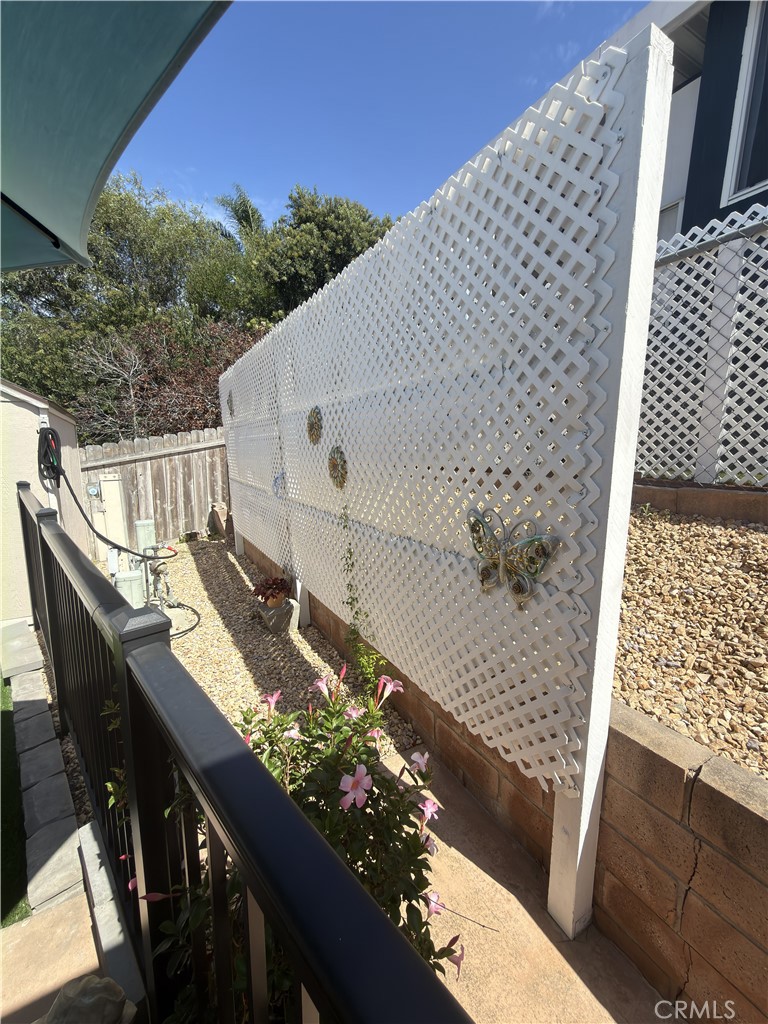 1333 Olive 23 Property Photo 2