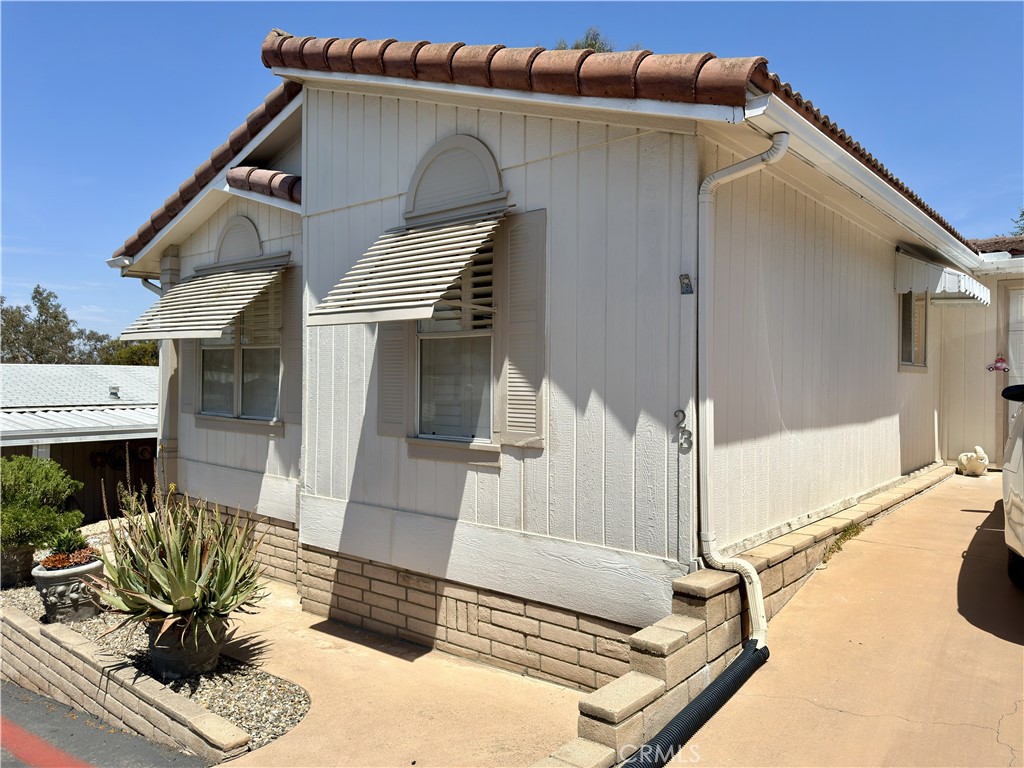 1333 Olive 23 Property Photo 26