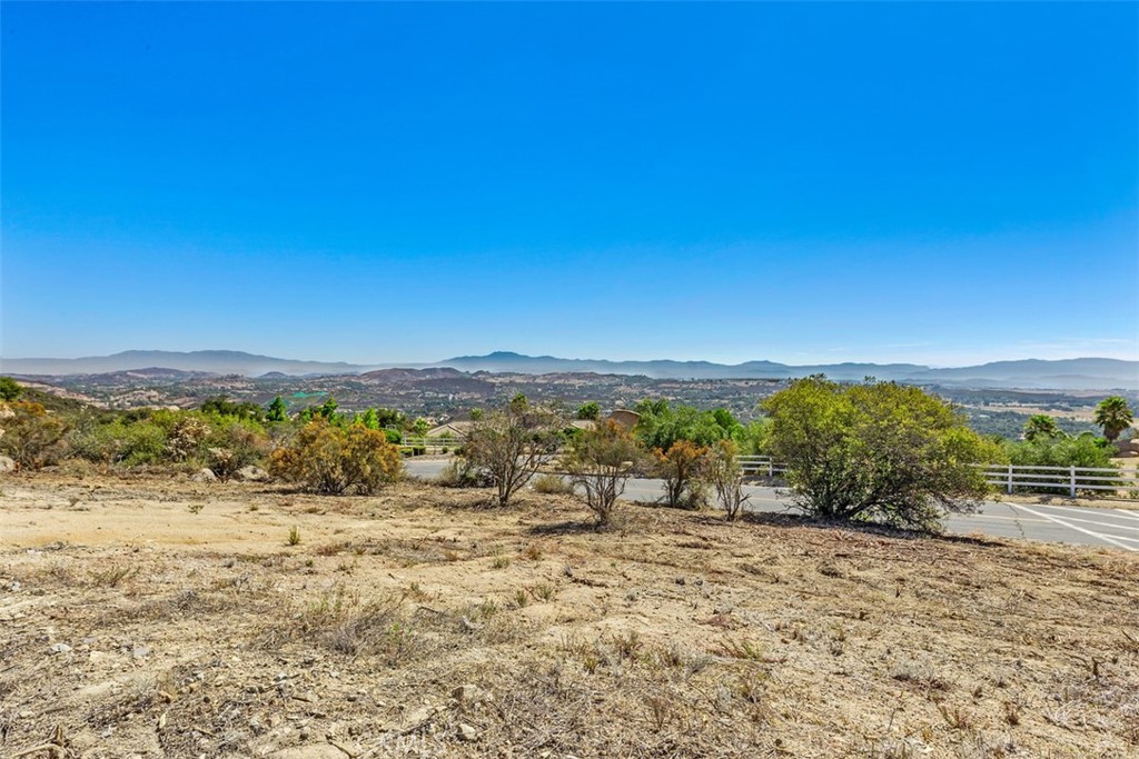 0 Hacienda Dr. Property Photo 13