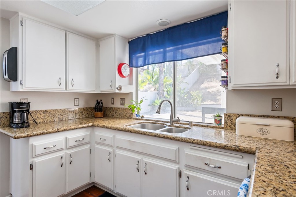 13211 Prairestone Drive Property Photo 14