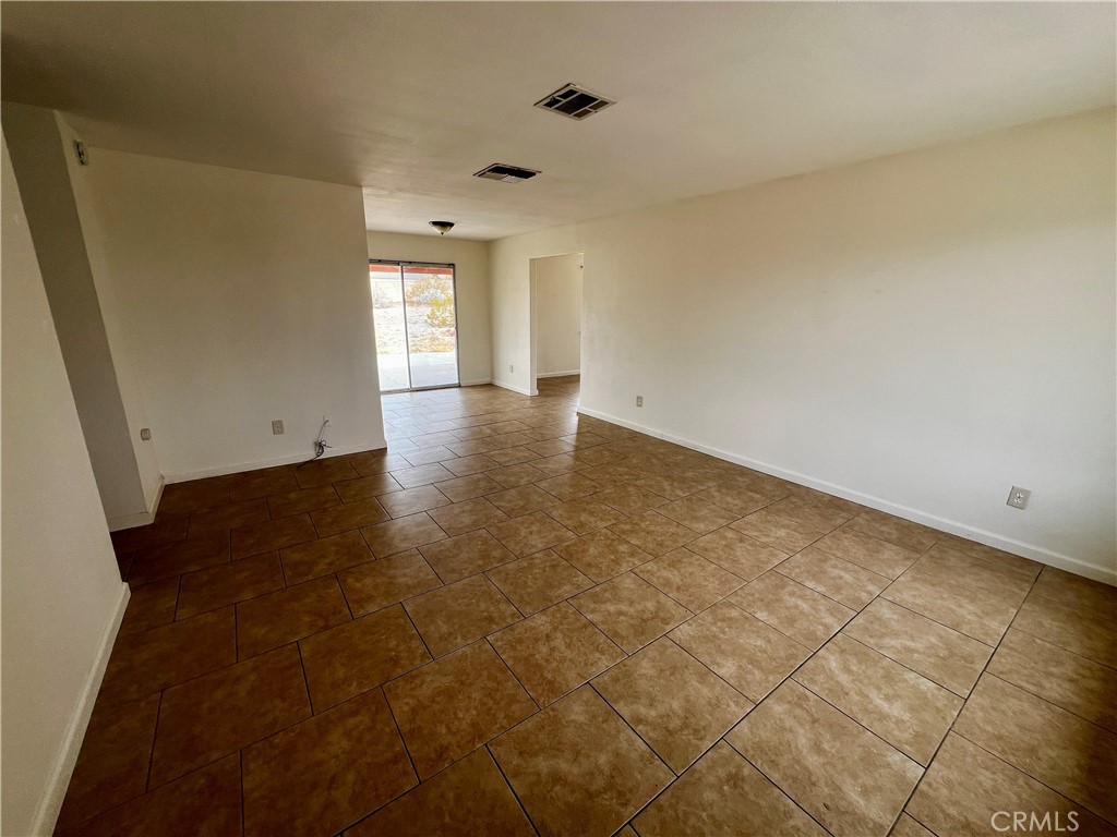 5884 Bagley Avenue Property Photo 5