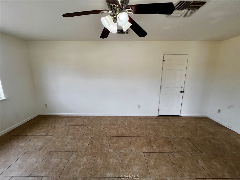 5884 Bagley Avenue Property Photo 18