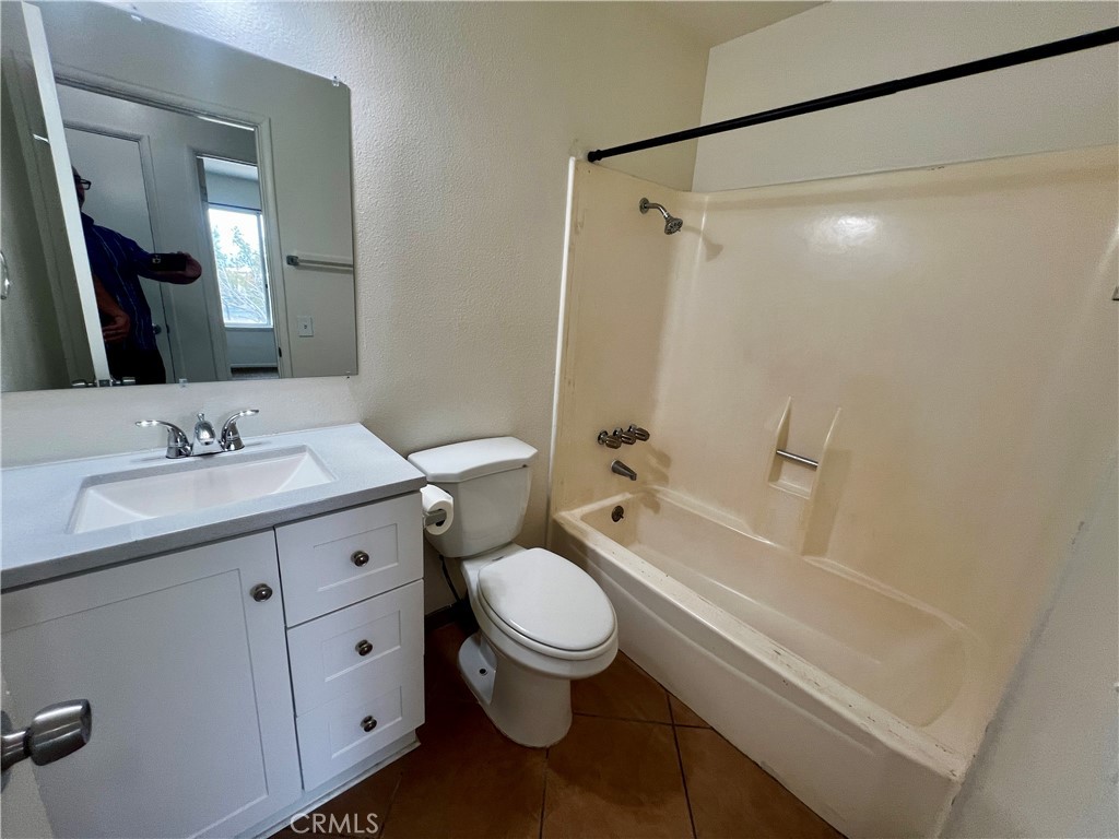 5884 Bagley Avenue Property Photo 37
