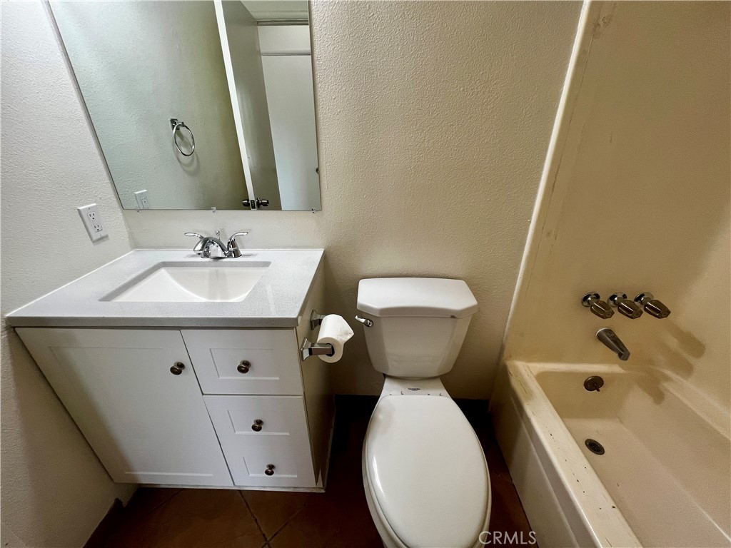 5884 Bagley Avenue Property Photo 38