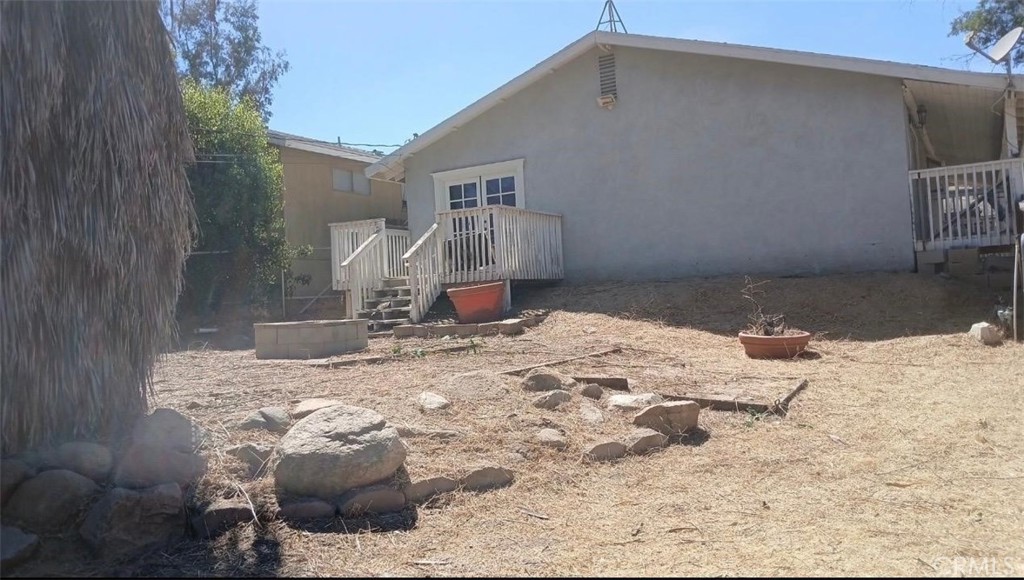 16806 Pierce Avenue Property Photo 2