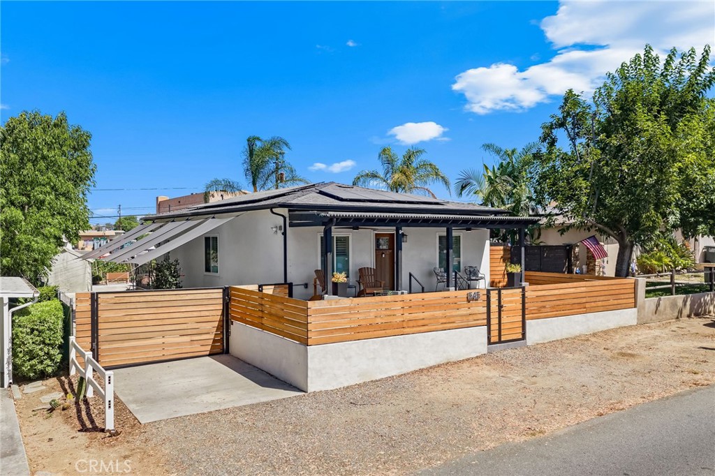 545 D Street Property Photo 3