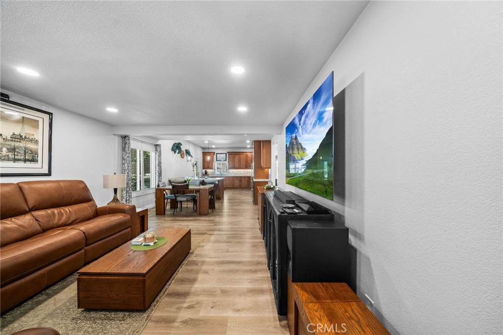 545 D Street Property Photo 13