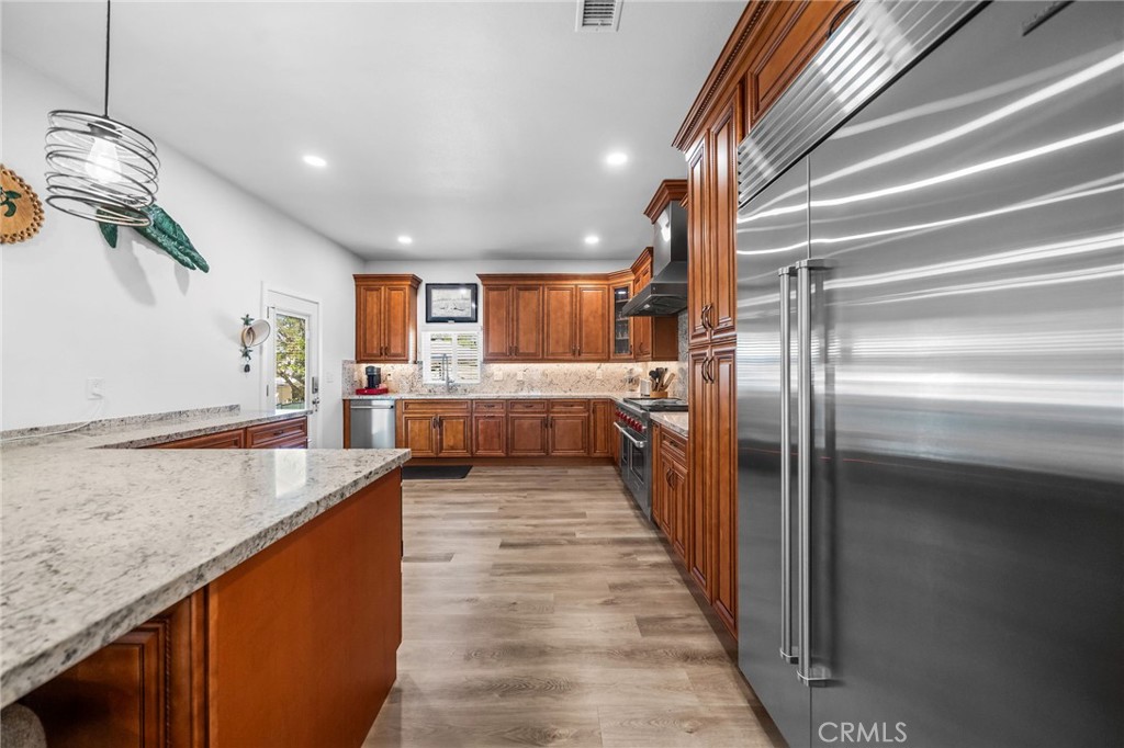 545 D Street Property Photo 23