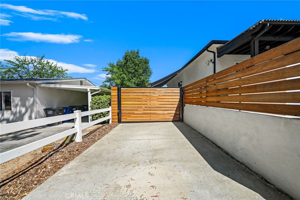 545 D Street Property Photo 40