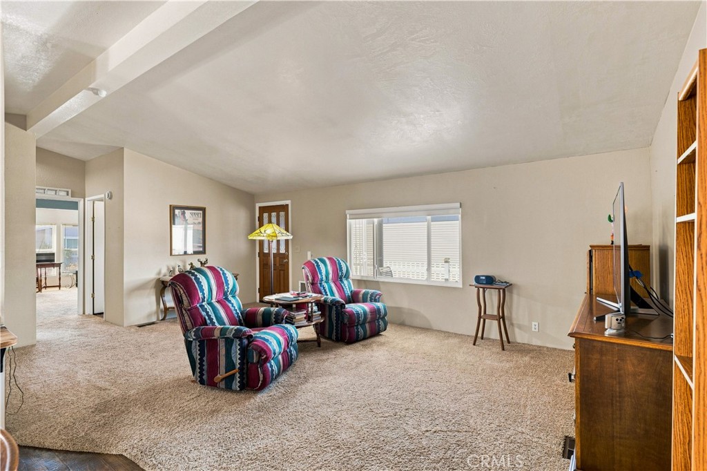 1250 N Kirby 99 Property Photo 10