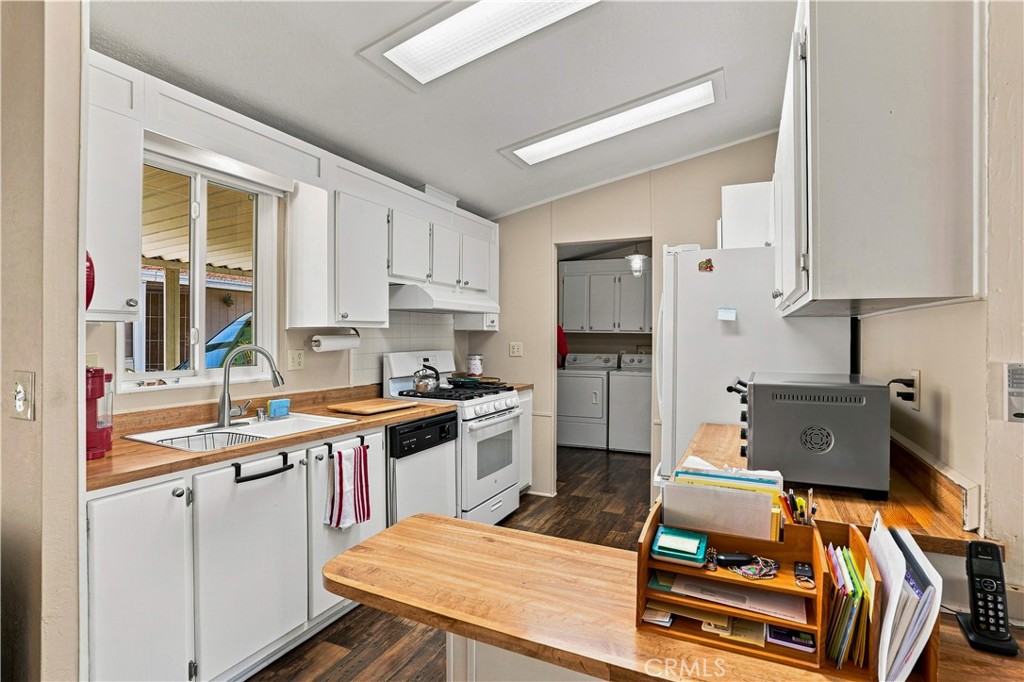 1250 N Kirby 99 Property Photo 14