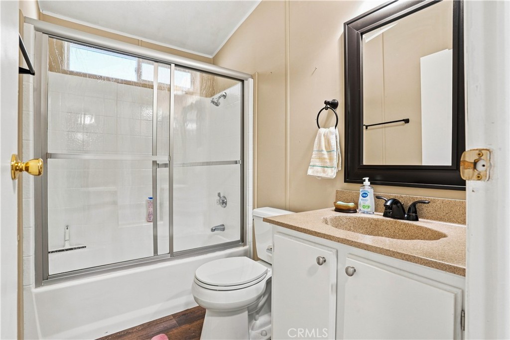 1250 N Kirby 99 Property Photo 18