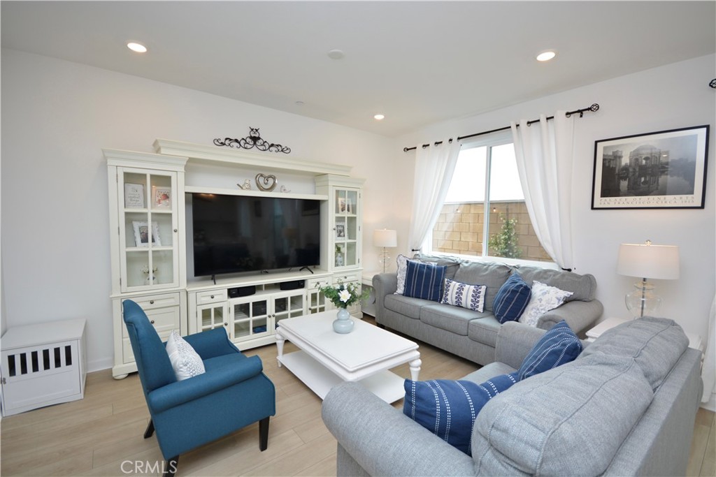 31385 Lolite Drive Property Photo 2