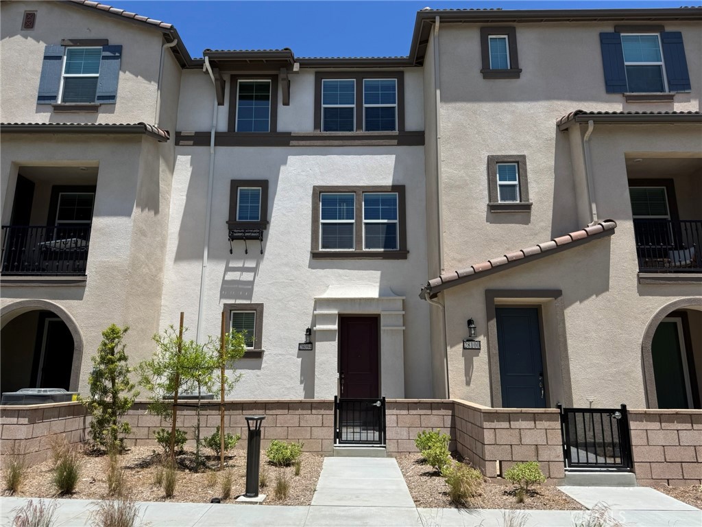 28094 Melrose Drive Property Photo 1