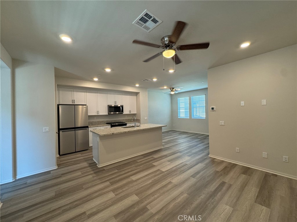28094 Melrose Drive Property Photo 4