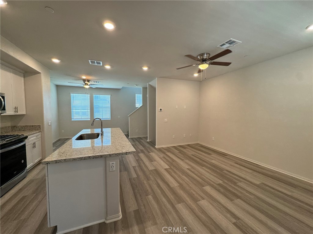 28094 Melrose Drive Property Photo 7