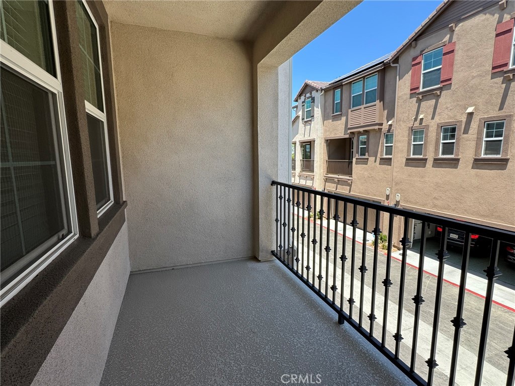 28094 Melrose Drive Property Photo 10