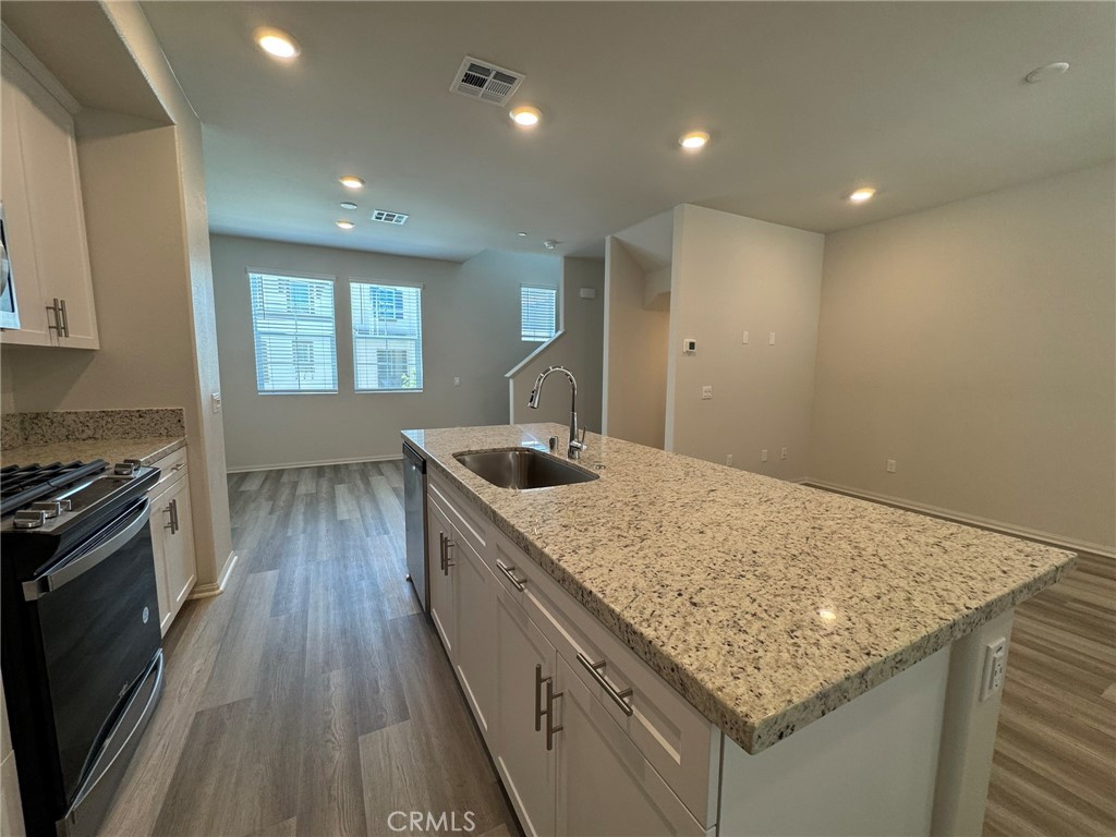 28094 Melrose Drive Property Photo 16