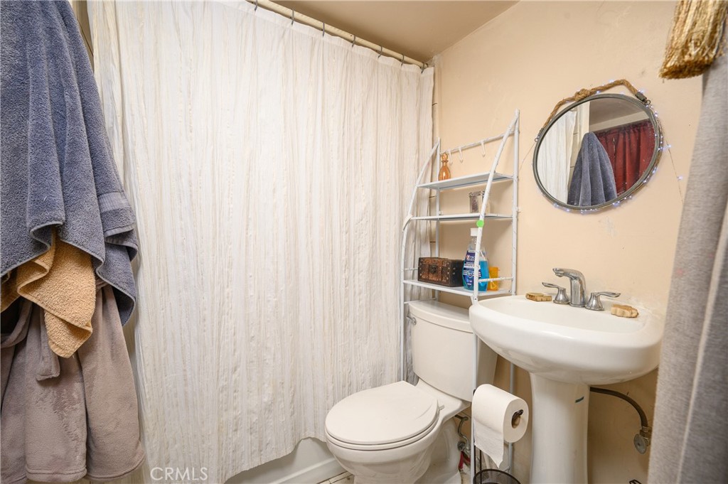 725 W Ralston Street Property Photo 12