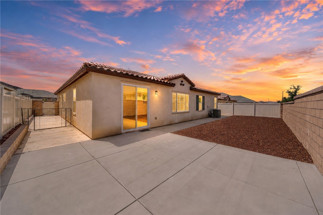 27204 Oncore Property Photo 3