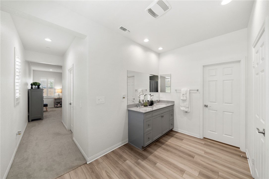 27204 Oncore Property Photo 21