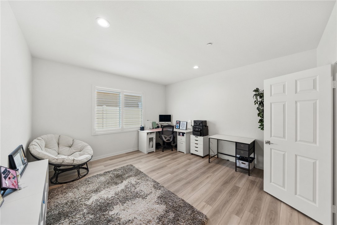 27204 Oncore Property Photo 23
