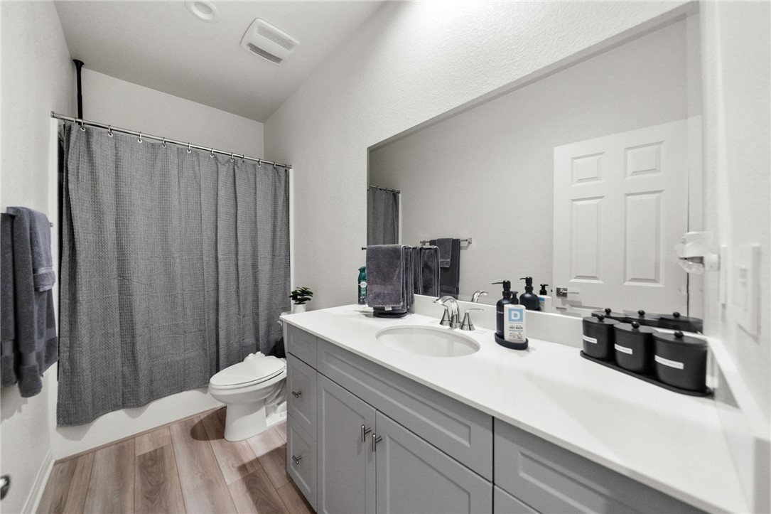 27204 Oncore Property Photo 29