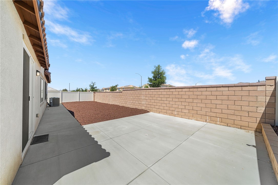 27204 Oncore Property Photo 34